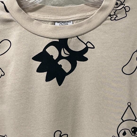 NEW SANRIO HELLO KITTY & FRIENDS Adult Pullover Sweatshirt, Tan/Black - M - Picture 6 of 8